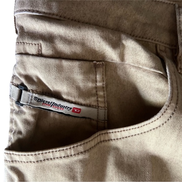 Diesel D-Bazer Tapered Stretch Gold Straight Jeans - Picture 3 of 7